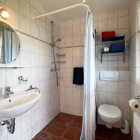 Vakantiehuis „fenja“ *